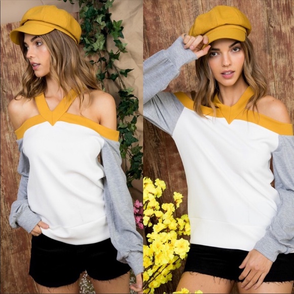 Aluna Levi Tops - NEW! ❗️LAST 1❗️”BAILEYS” OFF THE SHOULDER TOP